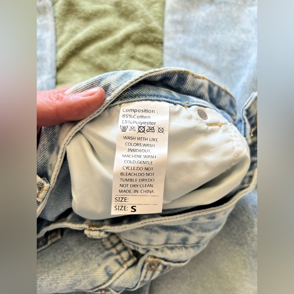 Micas Solid Cut Out Ripped Jeans in Light Wash Blue, size Small, NWT! - Picture 7 of 11